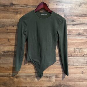 Abercrombie & Fitch Forest Green Soft Collection Top